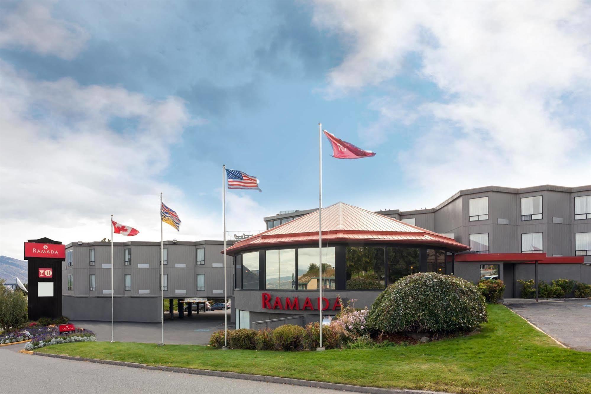 Ramada by Wyndham Kamloops Hotel Bagian luar foto