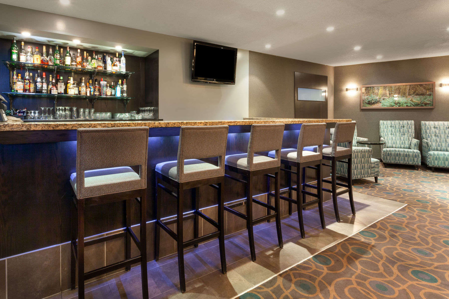 Ramada by Wyndham Kamloops Hotel Bagian luar foto